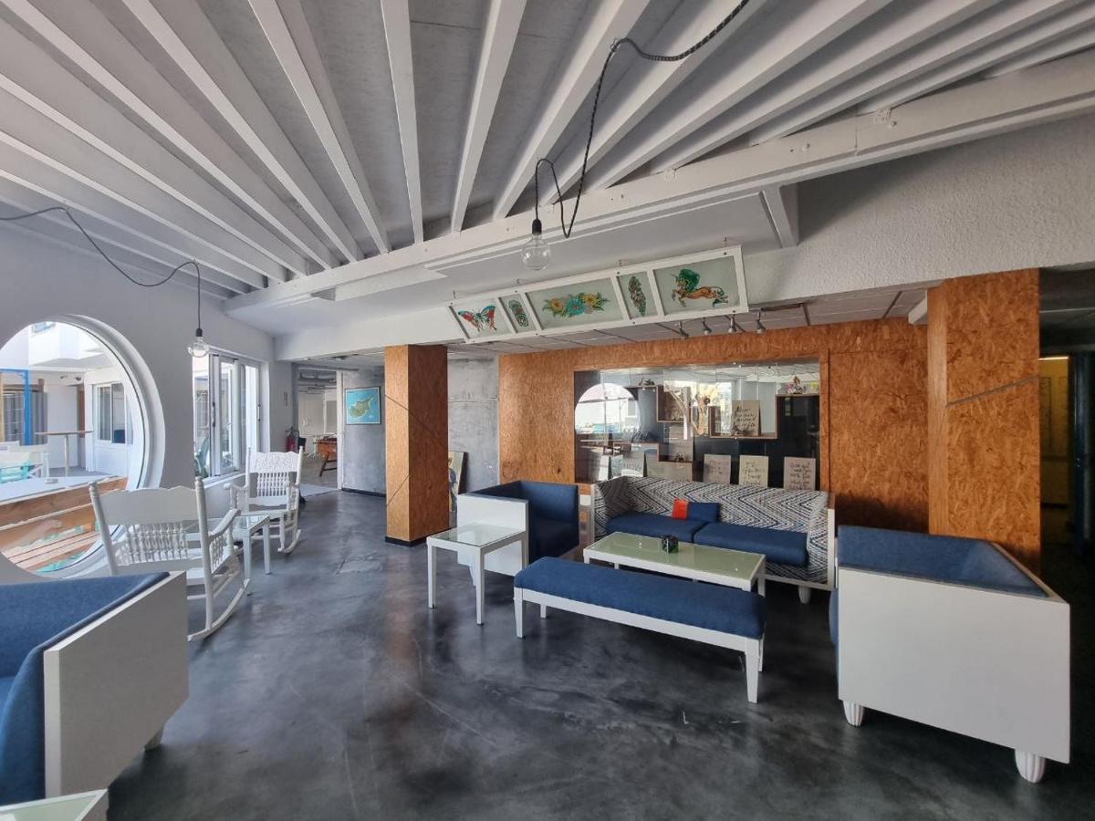 Nereus Hotel Paphos Extérieur photo