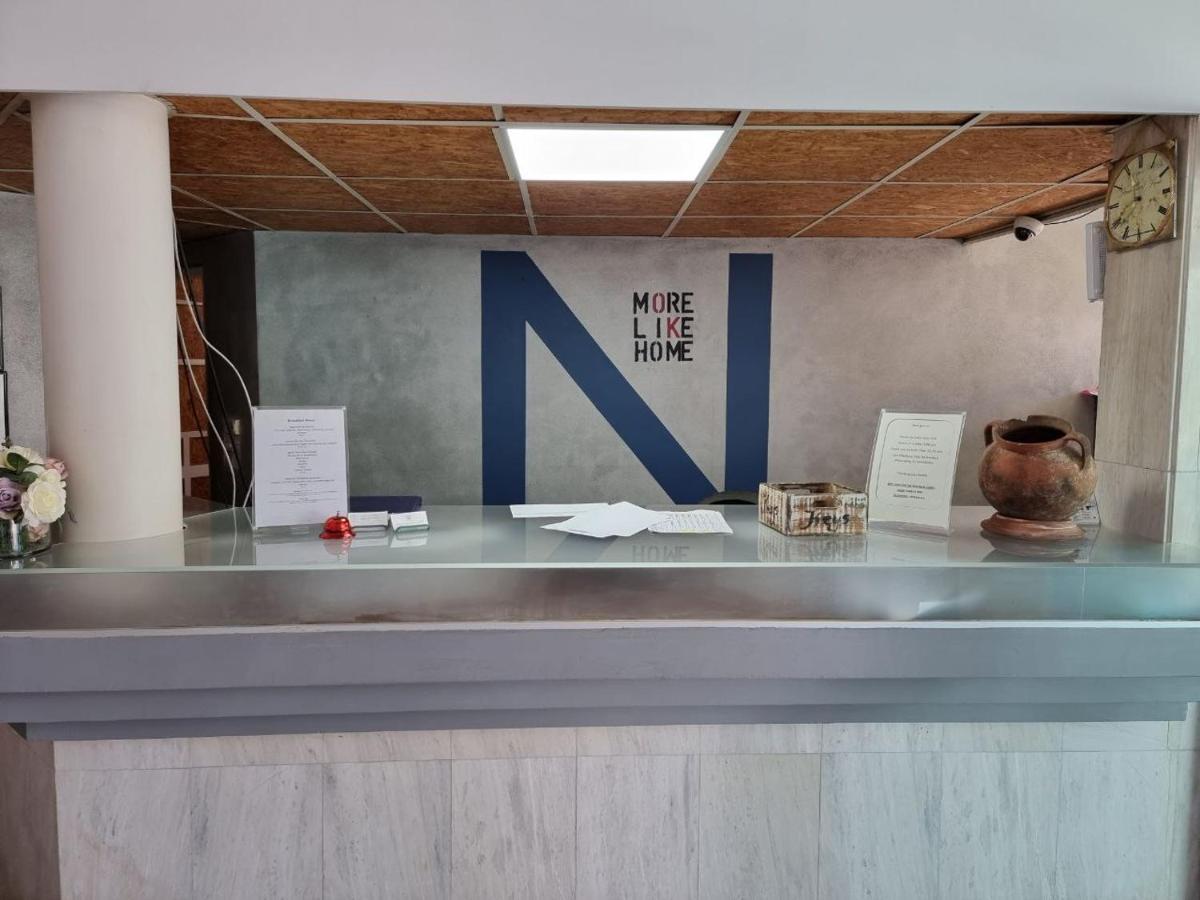 Nereus Hotel Paphos Extérieur photo